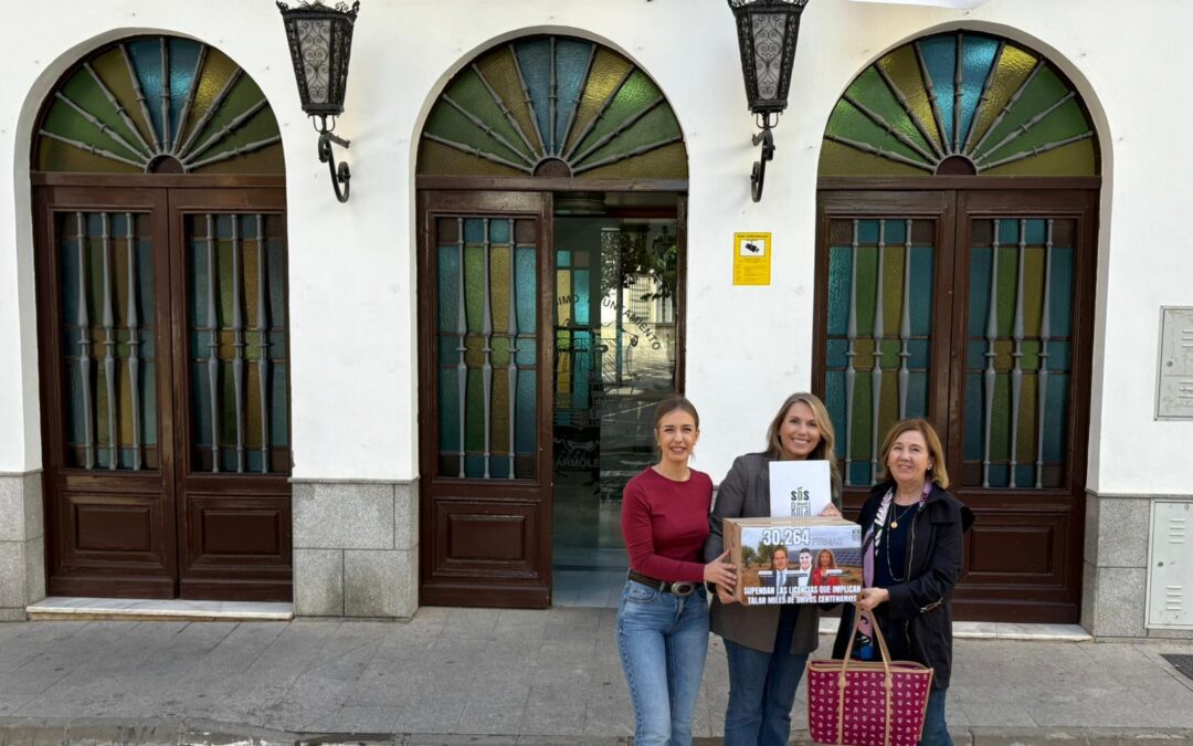 La alcaldesa de Lopera se compromete con SOS Rural a no otorgar las licencias de obra de los megaproyectos fotovoltaicos que afectan a su municipio   